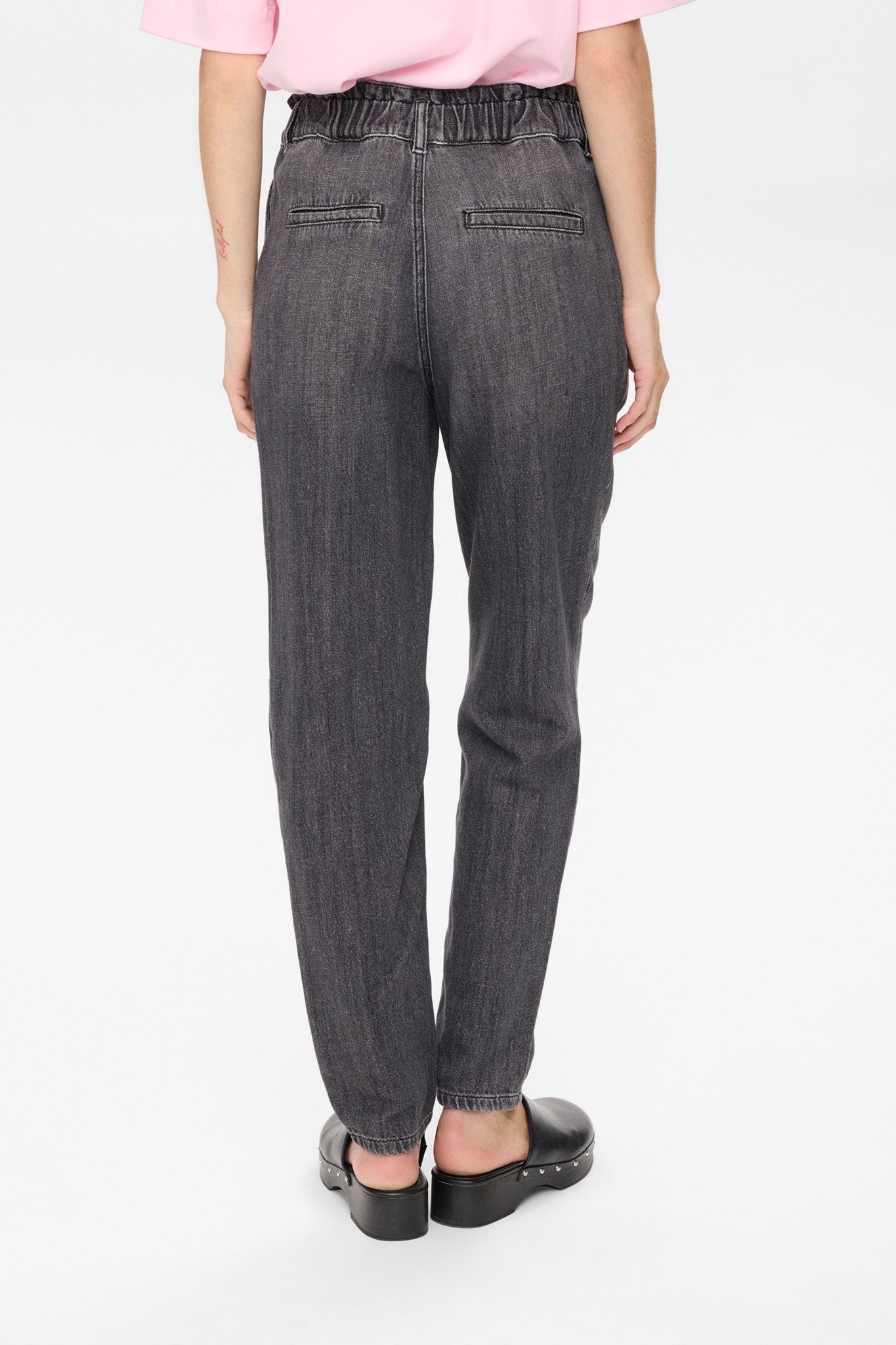 NUSEOUL PAPERBAG JEANS - Medium Grey Denim