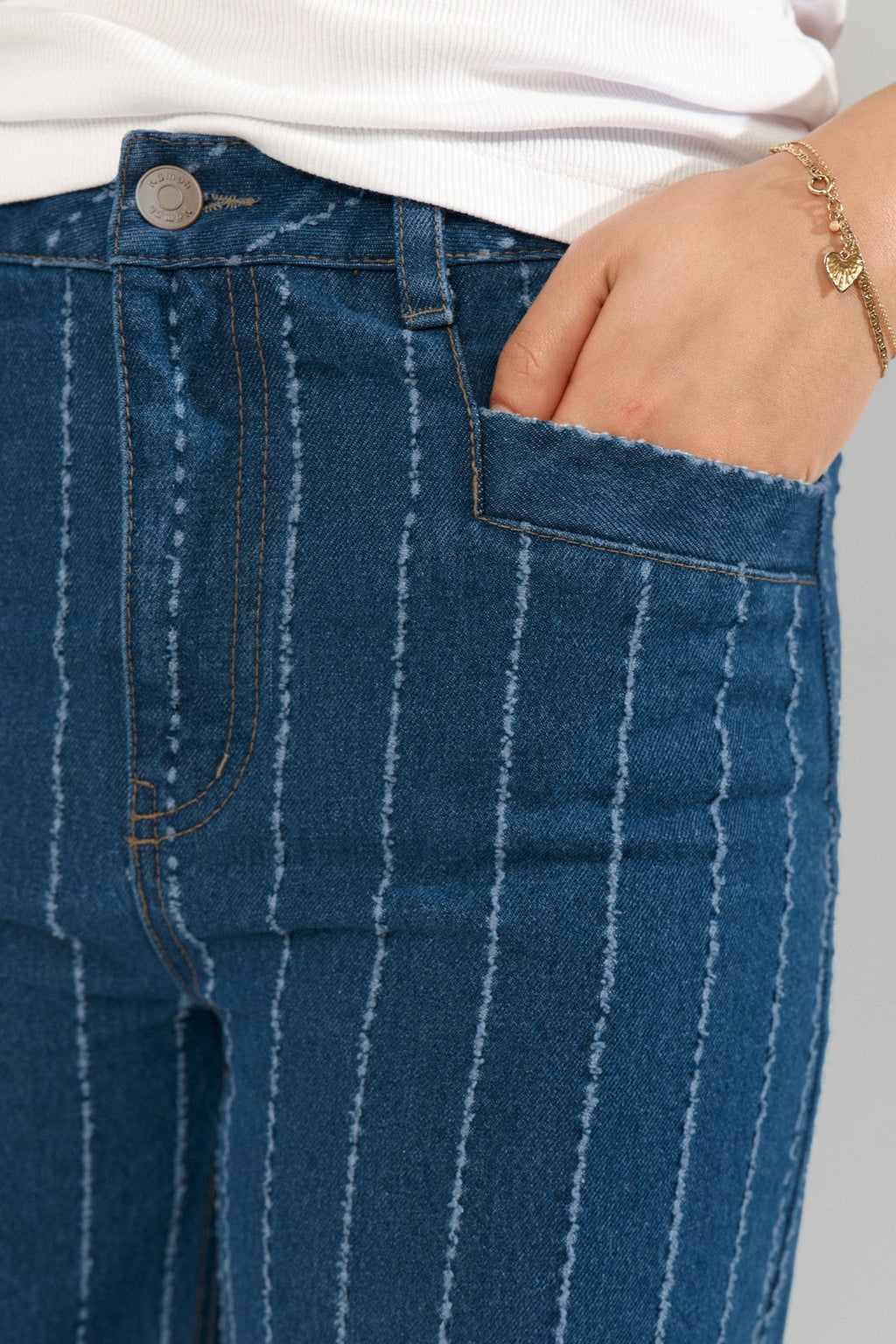 NUATLANTA HIGH RISE JEANS - Medium Blue Denim